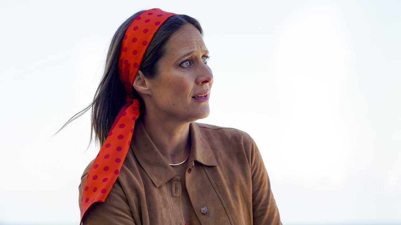 ES - Erica (2025) (FR) 2